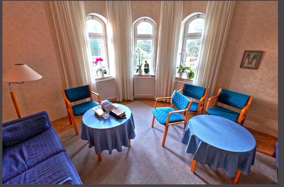Birgittagarden - Gaesthem - Birgittasystrarna Bed and Breakfast Falun Buitenkant foto