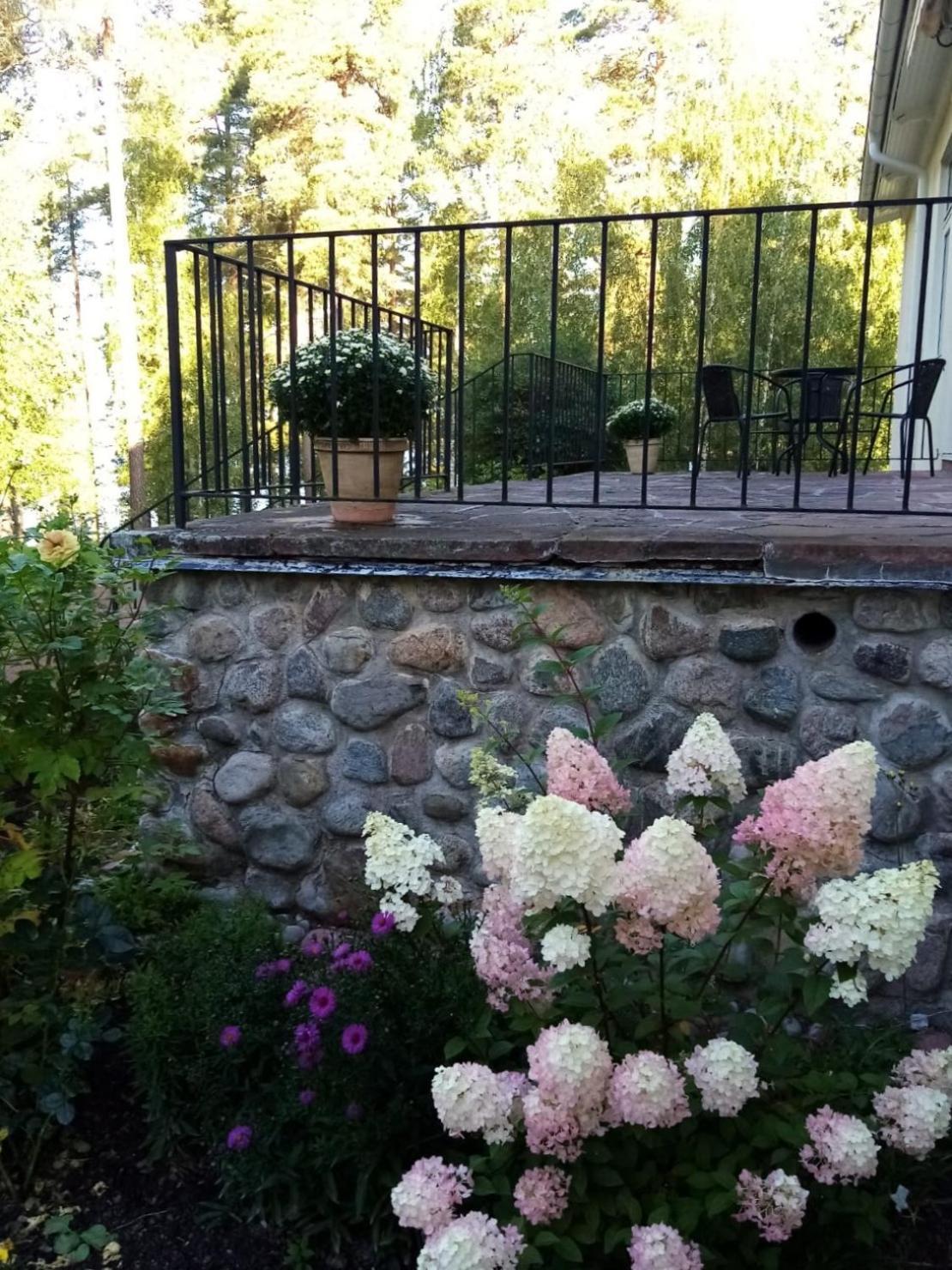 Birgittagarden - Gaesthem - Birgittasystrarna Bed and Breakfast Falun Buitenkant foto